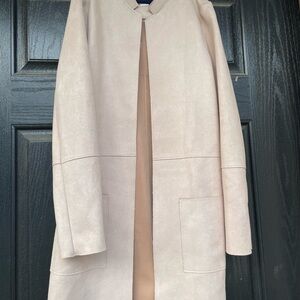 H&M Cream Women's Cape Coat GUC P2P:16”,Length 32” Size 2